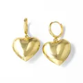 Elegantes pendientes de corazón 3D con acabado en oro de 18k pulido y cierre de aro seguro - Estilo C-Corazón Liso Grande
