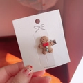 Molletta per capelli omino di pan di zenzero con fiocco rosso e bottoni verdi - Stile B 1 Omino di Pan di Zenzero