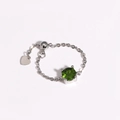 Detail of silver chain ring with green zircon crystal and adjustable heart charm slider - White Gold (Emerald Green Stone) (White Gold 4)