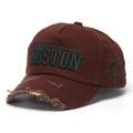 Détail de la visière usée et broderie 3D sur cette casquette vintage marron foncé - Brun Foncé (E)