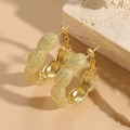 Elegante 14K vergoldete geometrische Creolen mit strukturiertem Perlen-Zirkon-Design - Mattierte C-Form Ohrringe / Gold
