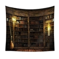 Arazzo vintage biblioteca magica con scaffali di libri e candele mistiche luminose - Libreria Magica / 73*95CM