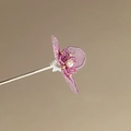 Traditional hairpin with purple mesh flowers and a white pearl on silver metal - Hairpin #83 - Pink