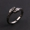 Bague serpent à deux têtes argentée rétro punk avec texture d'écailles et anneau ouvert - US 7 / Couleur Acier