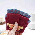Red knit gloves for children with cute cartoon animal patterns and numbering design - 3-9 Years / Number Duck-Wine Red