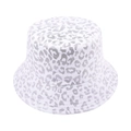 Dettaglio della stampa leopardata argentata sul cappello alla pescatora bianco - Taglia unica / Stampa Leopardata Bianca