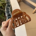 French style amber pumpkin hair claw clip with strong metal spring for women's hair styling - Sandalwood Orange