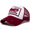 Cappellino trucker vintage bordeaux con rete, ricamo e visiera con effetto consumato - Regolabile / Borgogna