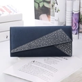 Bolso de fiesta de satén azul marino con pedrería geométrica para eventos elegantes - Material de Satén / Decoración de Diamantes de Imitación / Azul marino