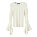 Minimalistisch roomwit geribd gebreid shirt met lange mouwen en elegante klokmouwen - S / Wit