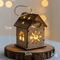 Cabaña de Navidad de madera con luz LED y grabado de reno, adorno colgante de 7cm - Mini Copo de Nieve