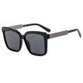 Gafas de sol cuadradas modernas con acabado negro brillante y lentes grises - Montura Negra Lentes Gris Negro