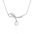 Collana in argento 925 con fiocco di zirconi e ciondolo con perla bianca da donna - Argento 925 / Argento (Collana in Moissanite)