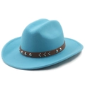 Cappello fedora in feltro blu cielo a tesa larga con fascia decorativa in pelle borchiata - M (56-58cm) / Blu lago