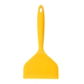 Spatola da cucina gialla in silicone per tamagoyaki e bistecca su fondo bianco - Giallo