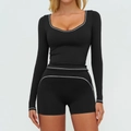 Ensemble de yoga noir deux pièces avec haut à manches longues et short à coutures blanches - S / Haut Et Bas / Noir Premium