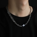 Collana a doppia catena argento con ciondolo a forma di fulmine blu e bianco da uomo - L663-A (Fulmine Blu)