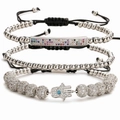 Dreiteiliges silbernes Perlen- und Webarmband-Set mit buntem Hamsa-Hand-Anhänger - Silbernes 3-Teiliges Set