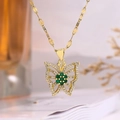 Collar de mariposa dorada con gema verde y circonitas blancas, joyería fina y elegante - Verde
