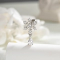Silver snowflake ear stud with zircon water drop pendant on a white platform - Snowflake Teardrop Single Piece (A1019) / Silver