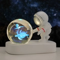 3D Crystal ball night light with astronaut model and turtle pattern on a white base - Sphere / Sea Turtle (Multicolor Light)