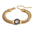 Close-up of 18K gold-plated braided chain bracelet with hexagonal black zircon pendant - Bracelet / Gold