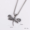 Detail view of dragonfly pendant with dimensions 40.5x26mm on stainless steel box chain - Vintage Dragonfly / 0.3*60cm Chain