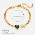 Gouden roestvrijstalen hartarmband met groene edelsteen en verstelbare kettingsluiting - Groene diamanten armband