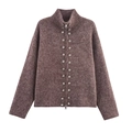 Chaqueta de punto marrón para mujer con cuello alto, cremallera y botones de metal decorativos - S / Versión Café