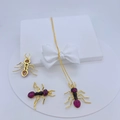 Detailed macro view of ant-shaped jewelry set with micro-set purple and black zircons - Ant Style Gold With Pink/Black Stones (#2)