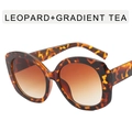 Fashionable oversized oval sunglasses with leopard print frame and gradient tea lenses - Leopard Print Frame Gradient Tea Lens