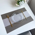 Braun-grau gestreifte PVC-Jacquard-Tischmatte mit goldenem Besteck und einem Essteller - 30*45cm / Graugrüner Jacquard