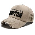 Gorra de béisbol caqui vintage con bordado de Boston y detalles desgastados en visera - Ajustable / Caqui