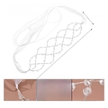 Dettaglio macro della fascia da sposa in cristallo con trama a rete e nastri bianchi - Argento (HS-J7061S)