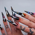 Unghie finte stiletto Y2K scure con sfumature colorate e strisce argentate 3D - Stile Stiletto Lungo Aurora Galassia Nera(JP3517)