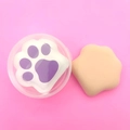 Kattenpoot marshmallow poederdons met paars opbergdoosje in huidskleur make-up - Paarse Kattenpoot PP Doos