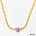 Gouden platte slangenketting met een zoete roze hartvormige hanger van zirkoon - Goud + Roze Zirkonia