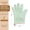 Guante de silicona verde claro antideslizante para horno, resistente al calor hasta 300°C - Estilo de cinco dedos / 1 Unidad / Verde Pálido