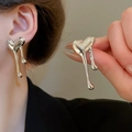 Boucles d'oreilles élégantes cœur en métal liquide argenté pour femmes chic - Argent (110# Style Coeur de Lave)