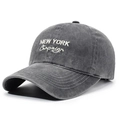 Vintage Baseballkappe in Washed Grey mit 3D-Stickerei New York Campaign Detail - Verstellbar / Grau