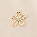 Detailansicht des 18K vergoldeten Kupfer-Blütenanhängers mit klarem Zirkonia-Stein - PJ0183-Goldene Fünfblättrige Blume / Gold