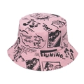 Detailansicht des rosa Canvas-Anglerhutes mit schwarzem Allover-Comic-Figurenaufdruck - Rosa