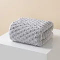 Absorbent grey coral fleece bath towel with waffle texture, size 140x70cm and 338g - Cloud / Hand Towel 30x30cm / Cloud Gray