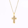 Collier croix dorée serti de zircons blancs sur une fine chaîne en acier titane élégante - Or N0021