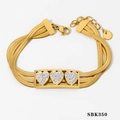 Bracelet doré multicouche avec trois cœurs en strass étincelants, modèle SBK350 - Bracelet Cœur (B350) / Doré