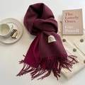 Burgundy double-sided cashmere-feel scarf with fringe and minimalist brand label - Fuschia