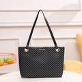 Borsa tote nera con stampa a pois grigi, dettagli in metallo dorato e sottili manici - Nero