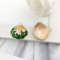 Goldener Muschel-Anhänger mit grüner Emaille und Perle für kreativen DIY-Schmuck - Seestern Perle Große Muschel