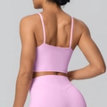 Ensemble de yoga rose avec brassière à bretelles croisées et legging taille haute - S / Hauts / Bleu Ciel