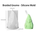 Silikonform für Zwerge mit Zöpfen und Kleeblatt für DIY-Duftkerzen, Größe 8,3 x 5,6 cm - Geflochtener Zwerg